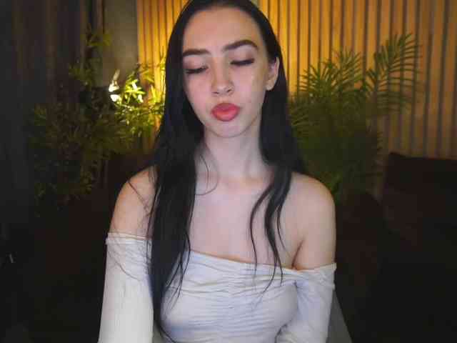 WildKittenX webcam
