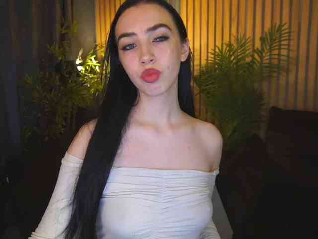 WildKittenX webcam
