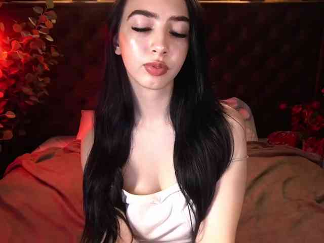 WildKittenX webcam
