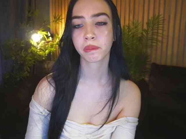 WildKittenX webcam