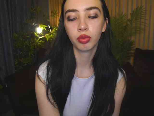 WildKittenX webcam
