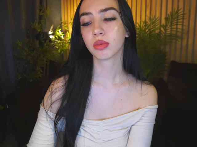 WildKittenX webcam