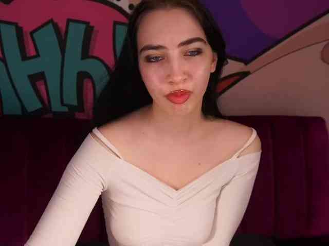 WildKittenX webcam