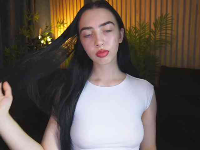 WildKittenX webcam