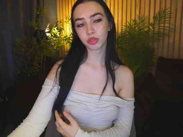 WildKittenX webcam