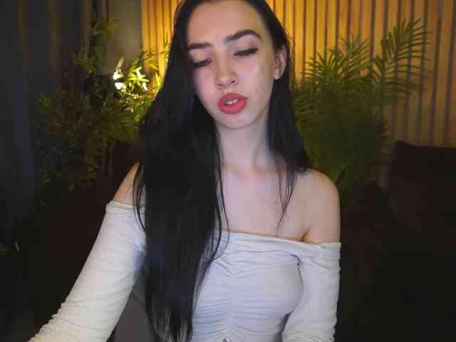 WildKittenX webcam