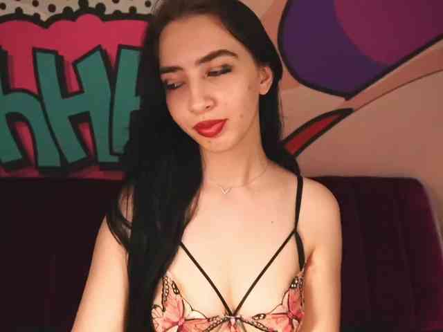 WildKittenX webcam