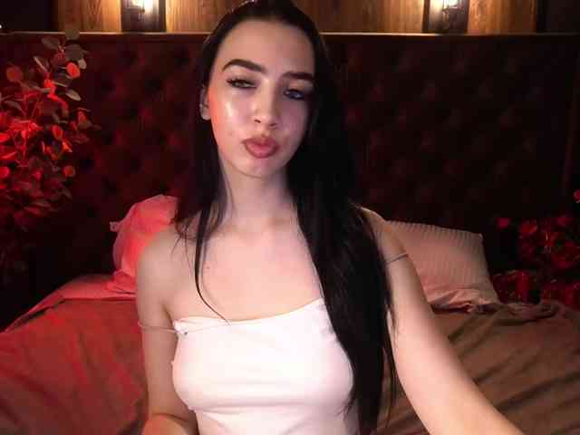 WildKittenX webcam