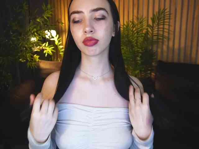 WildKittenX webcam