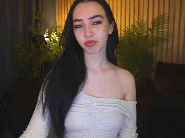 WildKittenX webcam