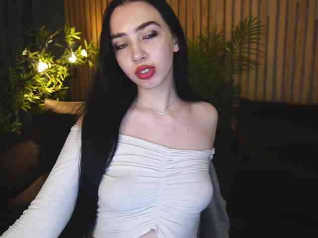WildKittenX webcam
