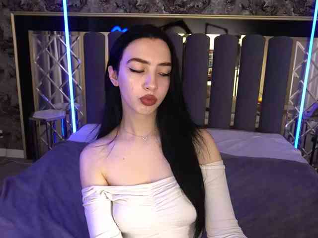 WildKittenX Live Webcam on BongaCams