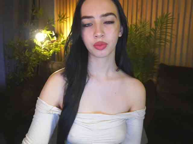 WildKittenX webcam