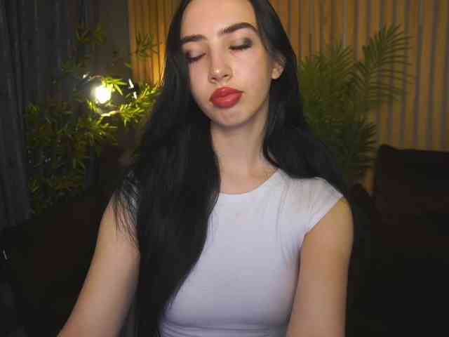 WildKittenX webcam
