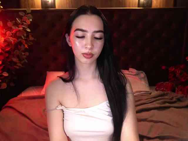 WildKittenX webcam