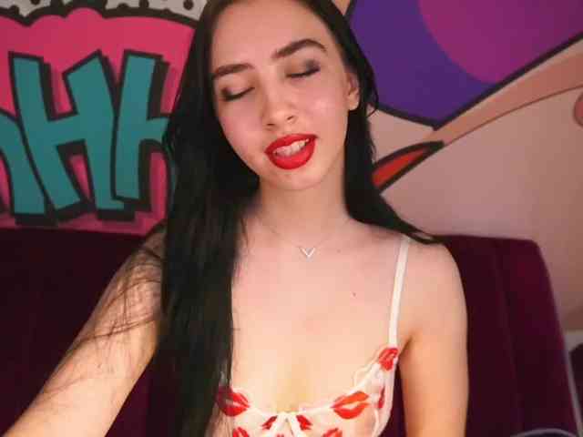 WildKittenX webcam