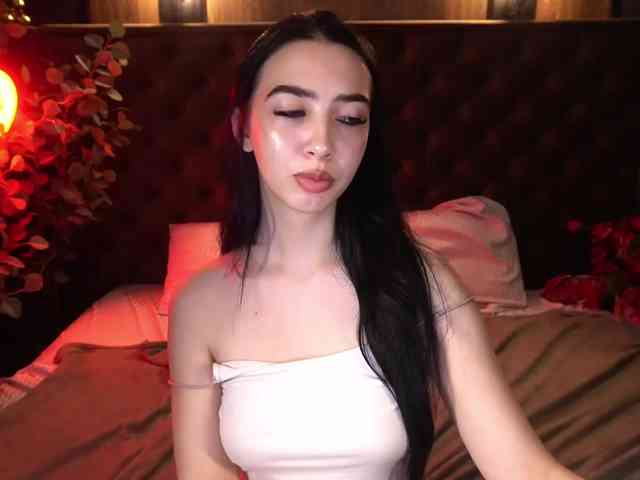 WildKittenX webcam