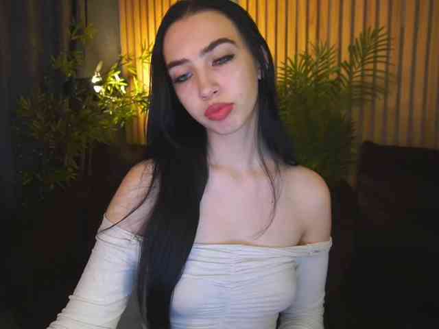 WildKittenX webcam