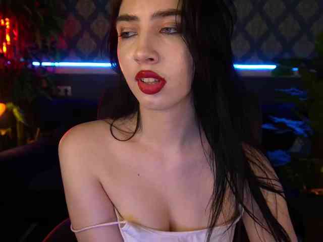 WildKittenX webcam