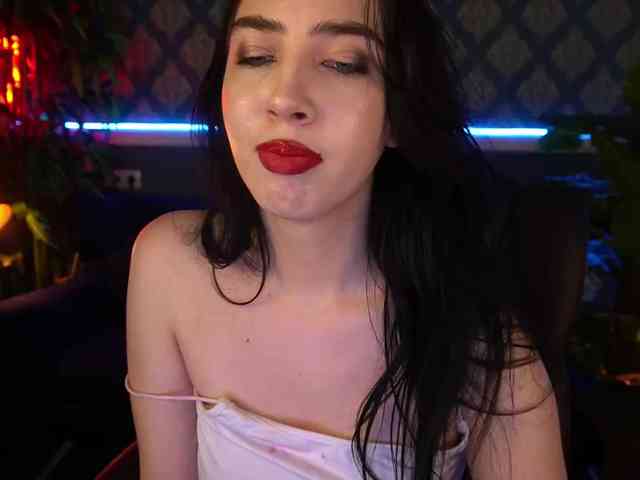 WildKittenX webcam