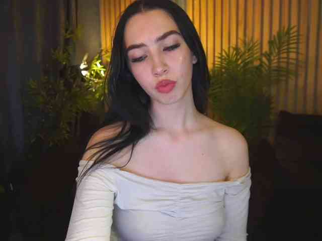 WildKittenX webcam