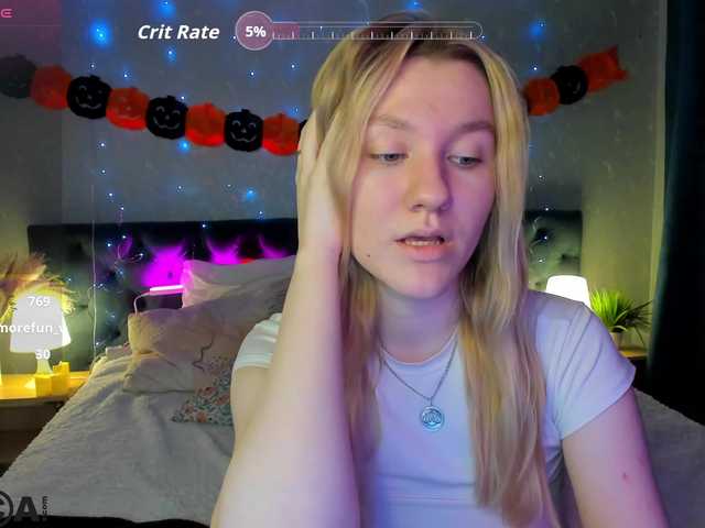 Mariel-Brown webcam
