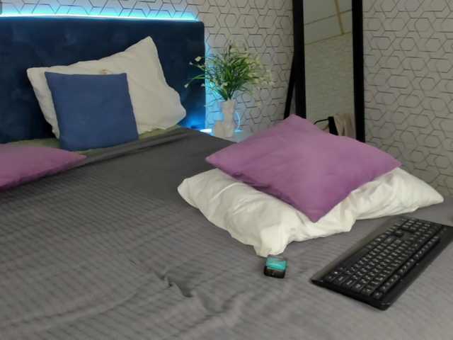 Mariel-Brown's BongaCams show and profile