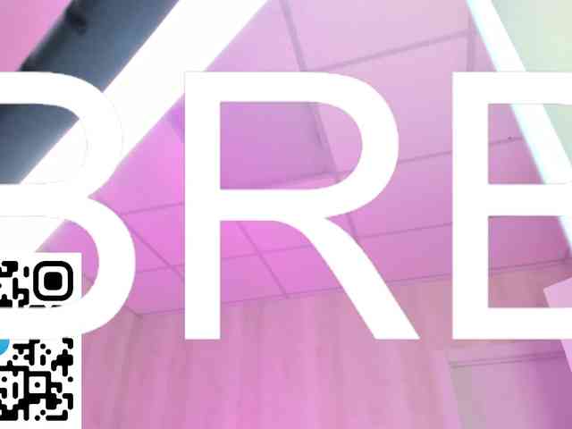 Mariel-Brown webcam