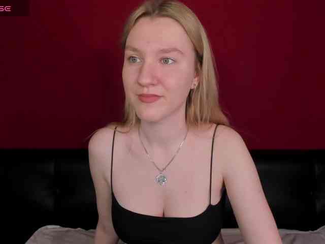 Mariel-Brown webcam