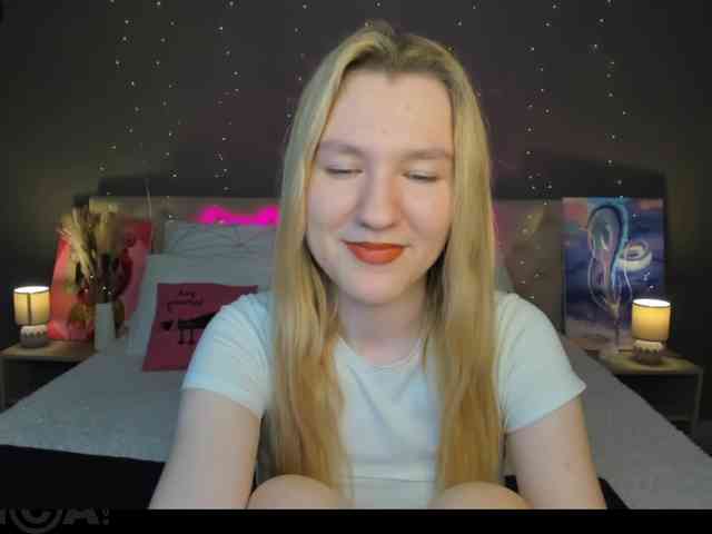 Mariel-Brown webcam