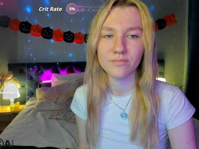 Mariel-Brown webcam