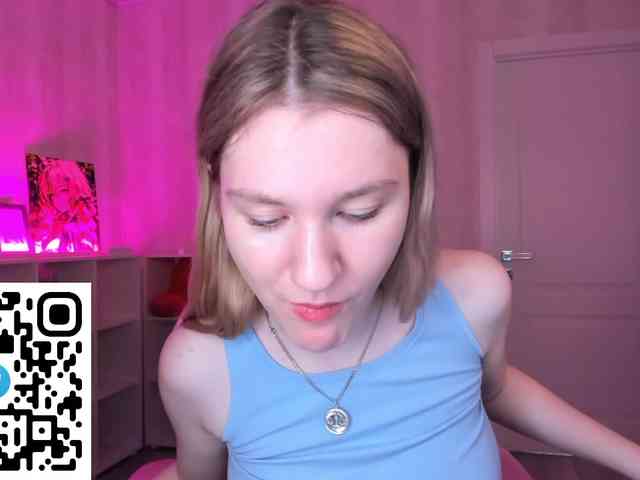 Mariel-Brown webcam