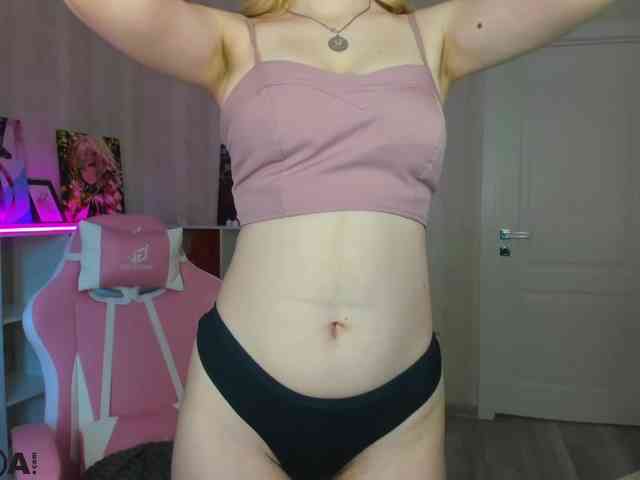Mariel-Brown webcam