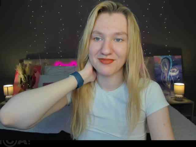 Mariel-Brown webcam