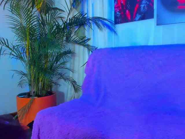 hotties-kittens webcam