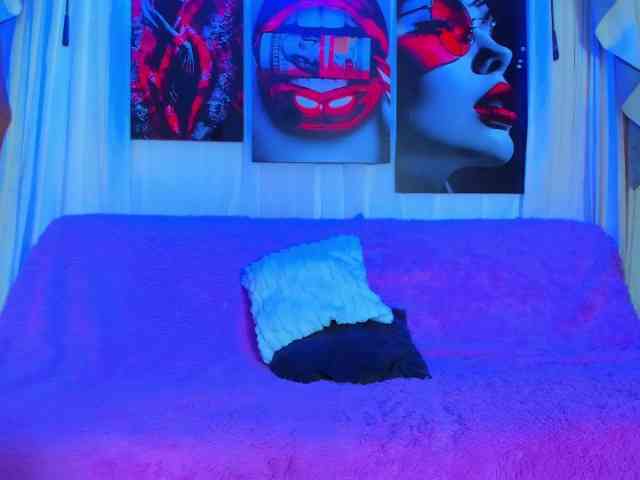 hotties-kittens webcam