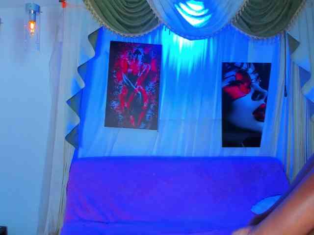 hotties-kittens webcam