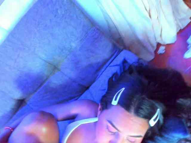 hotties-kittens webcam