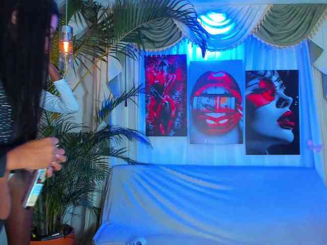 hotties-kittens webcam