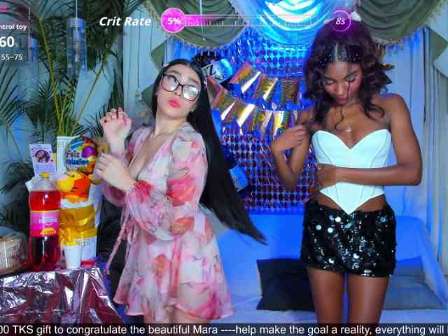 hotties-kittens webcam