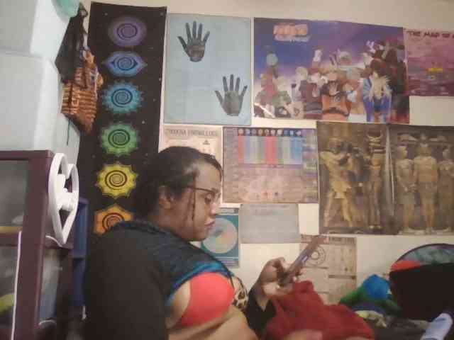 GardeniaFields Live Webcam on BongaCams