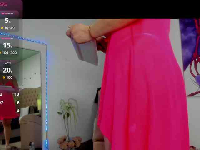 SheraMilf's webcam live show