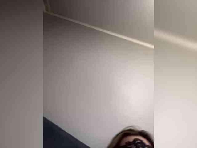 AngeLLL4 webcam