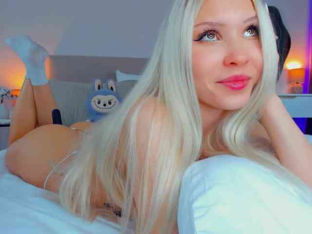 maebarbie webcam