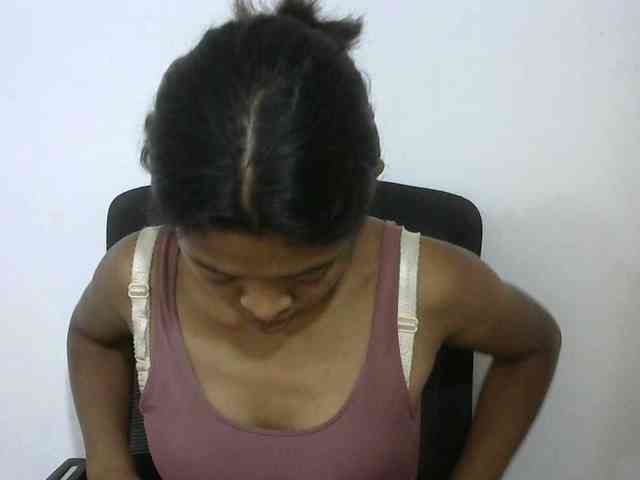 Chekinah Live Webcam on BongaCams