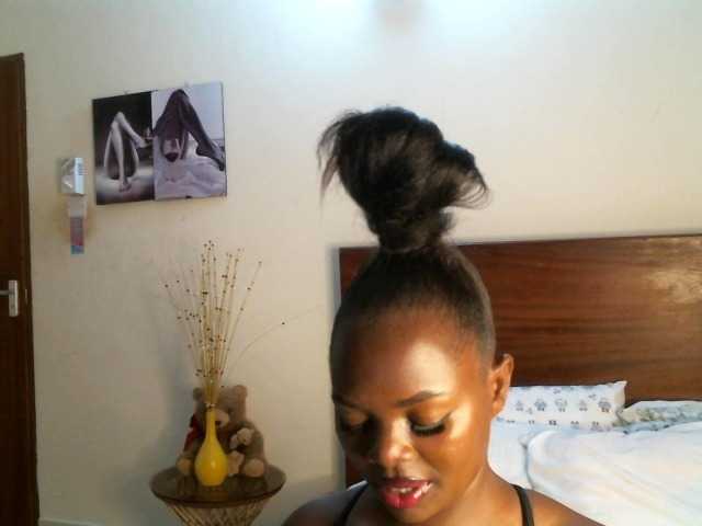 paitience's BongaCams show and profile