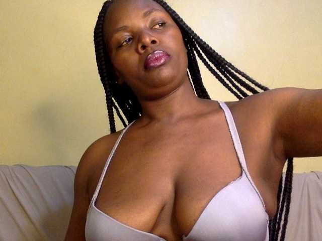 paitience's BongaCams show and profile