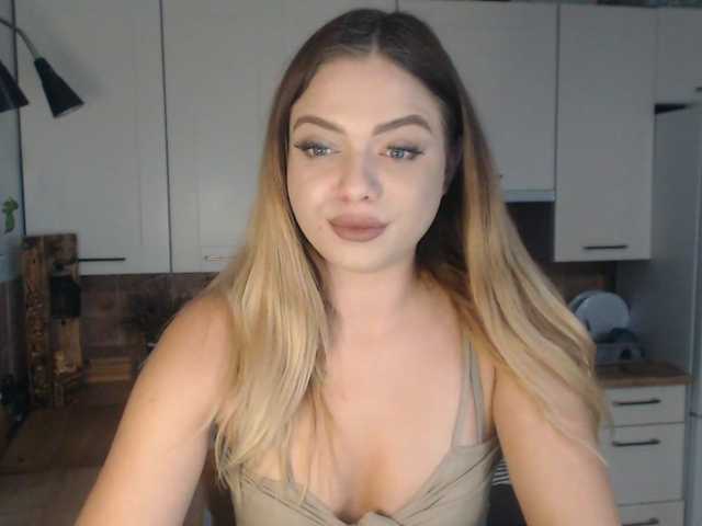 BuffyFire webcam bongacams model stream image