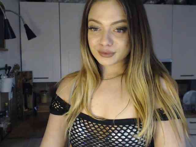 BuffyFire Live Webcam on BongaCams