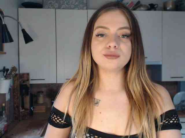 BuffyFire Live Webcam on BongaCams